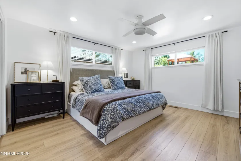 975 Joshua, Reno, Nevada 89509, 3 Bedrooms Bedrooms, ,2 BathroomsBathrooms,Residential,Residential,Joshua,0,260009836