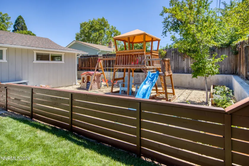 975 Joshua, Reno, Nevada 89509, 3 Bedrooms Bedrooms, ,2 BathroomsBathrooms,Residential,Residential,Joshua,0,260009836