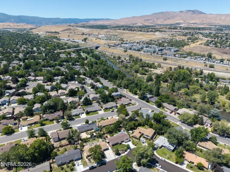 975 Joshua, Reno, Nevada 89509, 3 Bedrooms Bedrooms, ,2 BathroomsBathrooms,Residential,Residential,Joshua,0,260009836