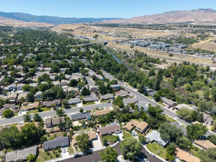975 Joshua, Reno, Nevada 89509, 3 Bedrooms Bedrooms, ,2 BathroomsBathrooms,Residential,Residential,Joshua,0,260009836