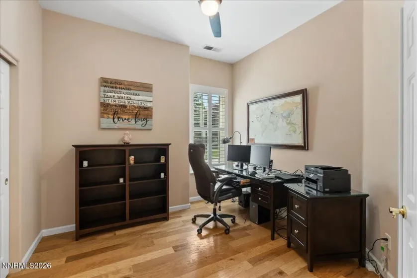 BR 1/Office/Den