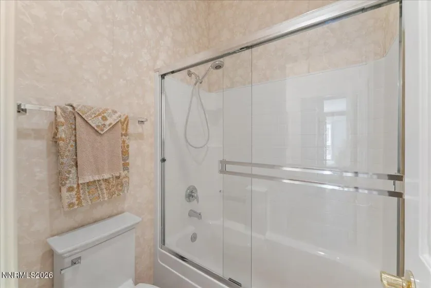 Guest Shower