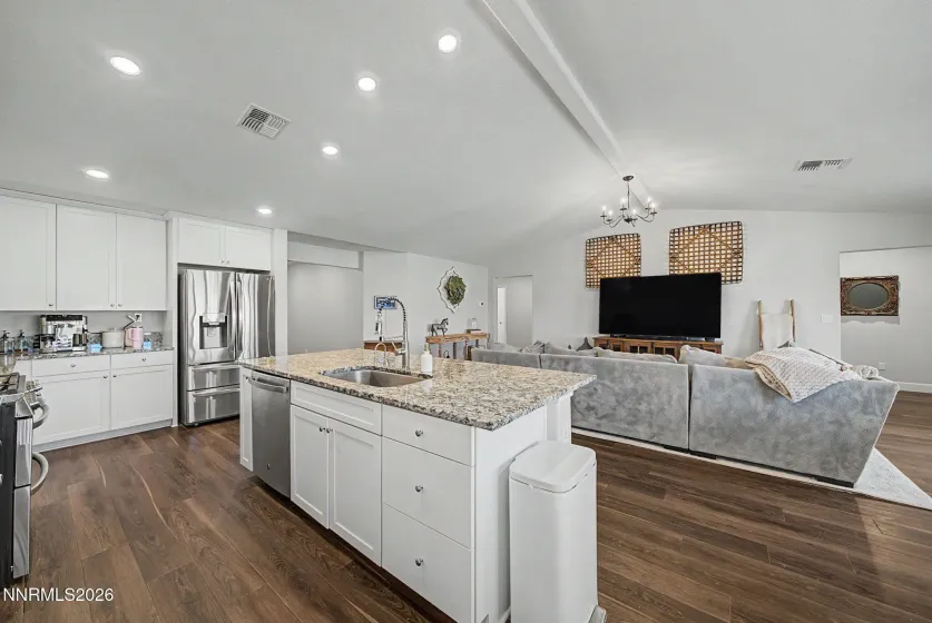 2035 Lanstar, Sparks, Nevada 89441, 5 Bedrooms Bedrooms, ,3 BathroomsBathrooms,Residential,Residential,Lanstar,0,260009839