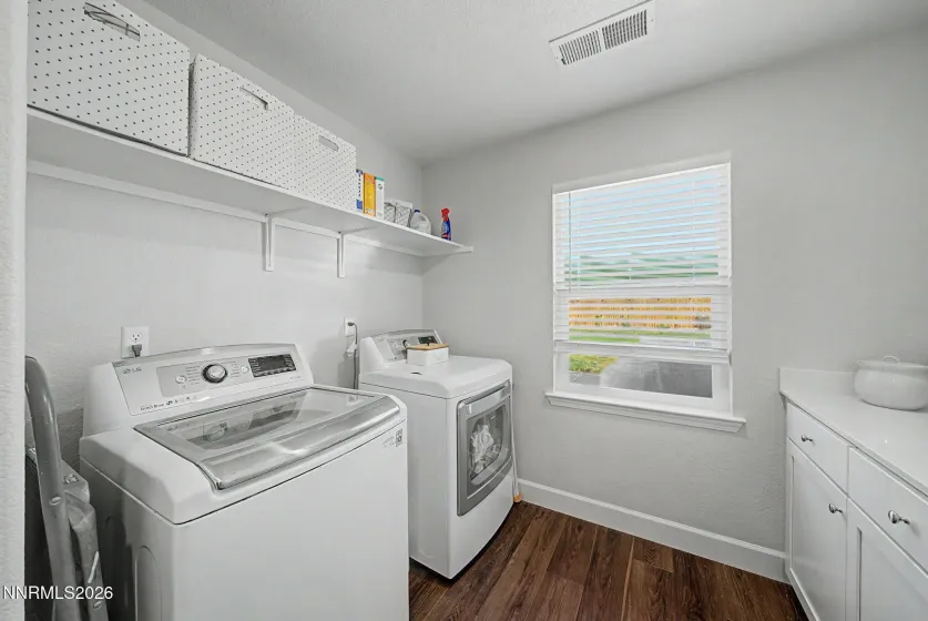2035 Lanstar, Sparks, Nevada 89441, 5 Bedrooms Bedrooms, ,3 BathroomsBathrooms,Residential,Residential,Lanstar,0,260009839
