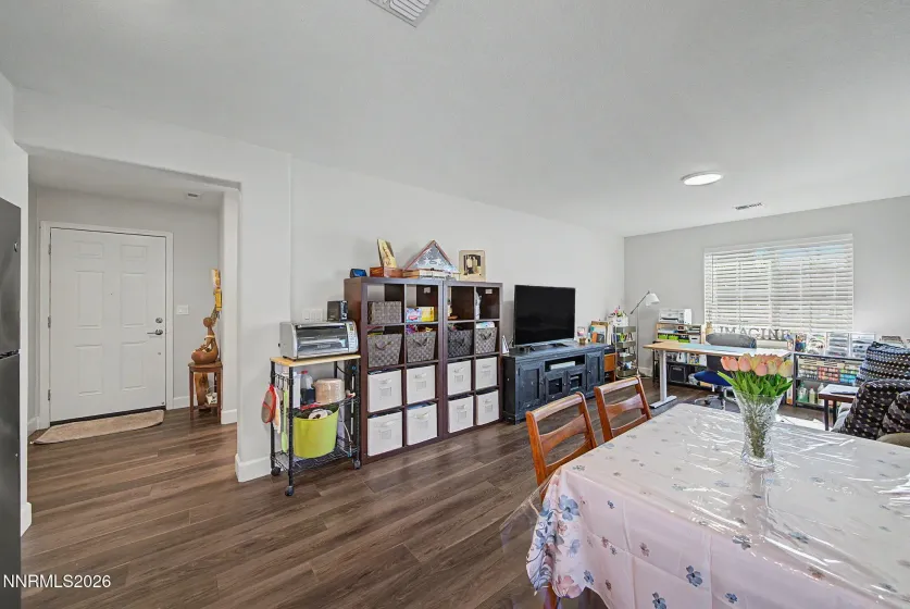 2035 Lanstar, Sparks, Nevada 89441, 5 Bedrooms Bedrooms, ,3 BathroomsBathrooms,Residential,Residential,Lanstar,0,260009839