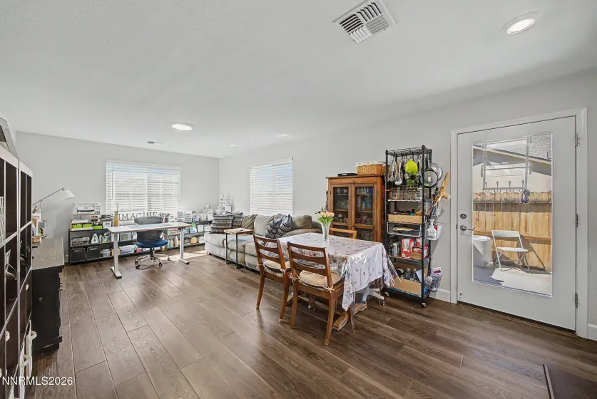 2035 Lanstar, Sparks, Nevada 89441, 5 Bedrooms Bedrooms, ,3 BathroomsBathrooms,Residential,Residential,Lanstar,0,260009839
