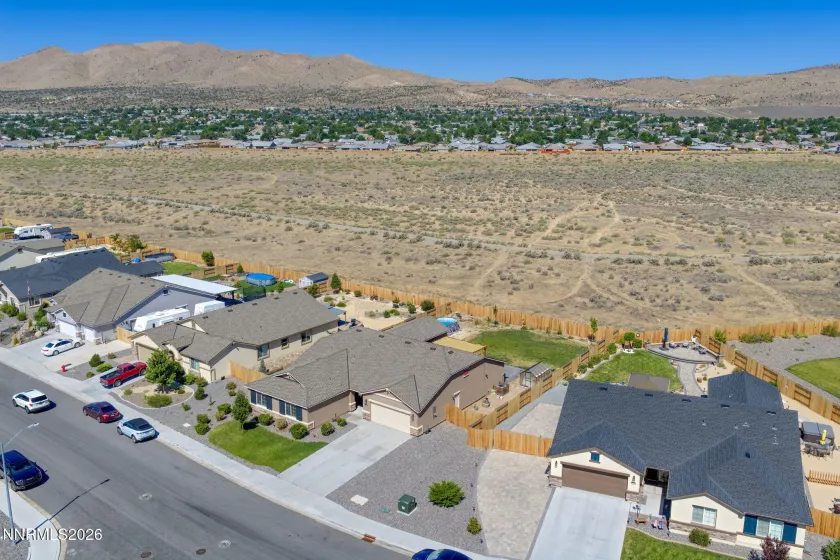 2035 Lanstar, Sparks, Nevada 89441, 5 Bedrooms Bedrooms, ,3 BathroomsBathrooms,Residential,Residential,Lanstar,0,260009839