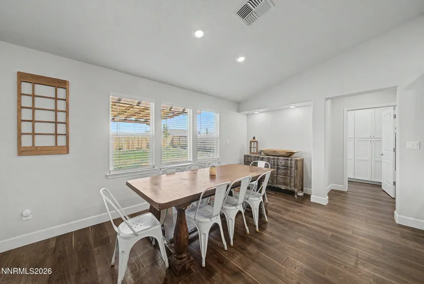 2035 Lanstar, Sparks, Nevada 89441, 5 Bedrooms Bedrooms, ,3 BathroomsBathrooms,Residential,Residential,Lanstar,0,260009839
