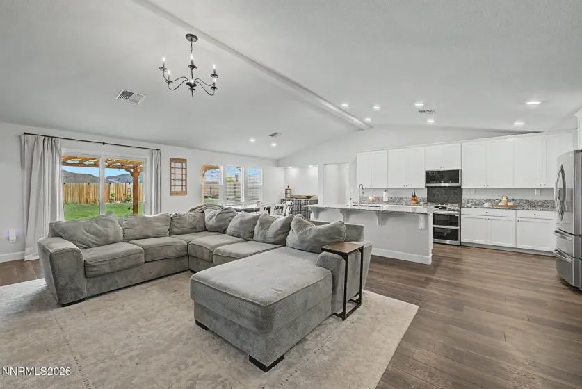 2035 Lanstar, Sparks, Nevada 89441, 5 Bedrooms Bedrooms, ,3 BathroomsBathrooms,Residential,Residential,Lanstar,0,260009839