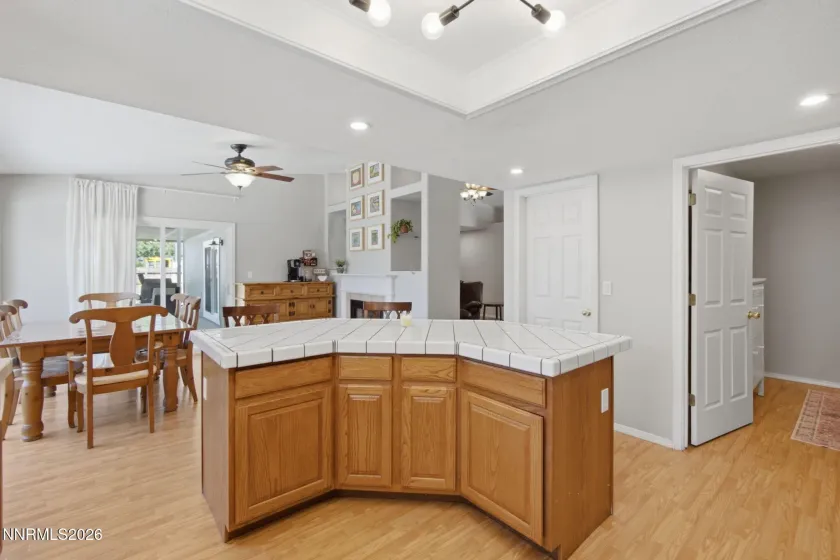 969 Red Falcon Way, Sparks, Nevada 89441, 3 Bedrooms Bedrooms, ,4 BathroomsBathrooms,Residential,Residential,Red Falcon Way,0,260009840