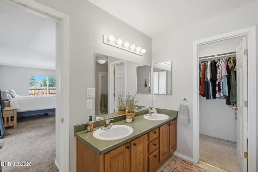 969 Red Falcon Way, Sparks, Nevada 89441, 3 Bedrooms Bedrooms, ,4 BathroomsBathrooms,Residential,Residential,Red Falcon Way,0,260009840