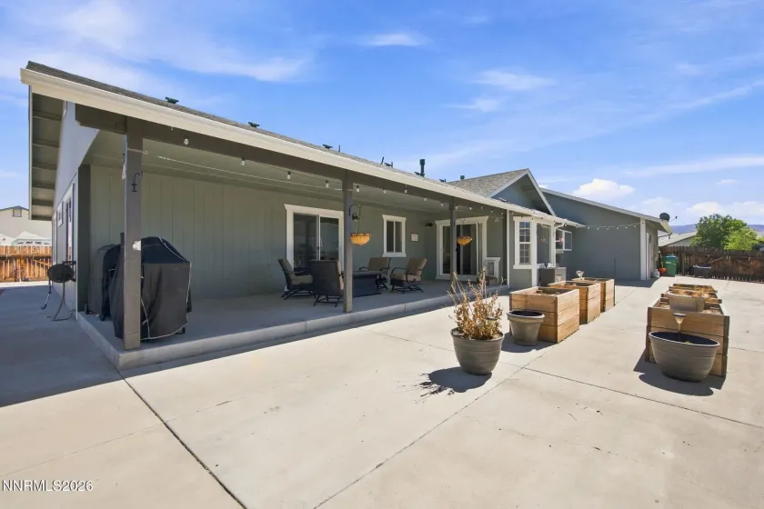 969 Red Falcon Way, Sparks, Nevada 89441, 3 Bedrooms Bedrooms, ,4 BathroomsBathrooms,Residential,Residential,Red Falcon Way,0,260009840