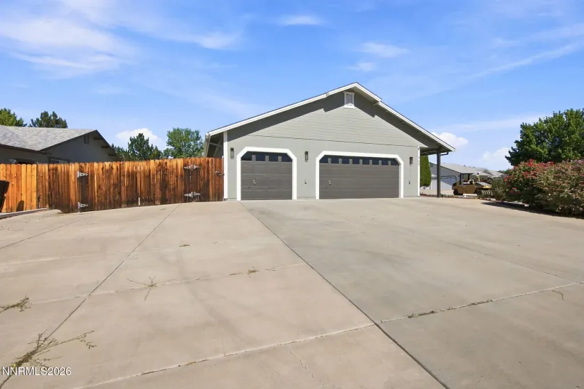 969 Red Falcon Way, Sparks, Nevada 89441, 3 Bedrooms Bedrooms, ,4 BathroomsBathrooms,Residential,Residential,Red Falcon Way,0,260009840