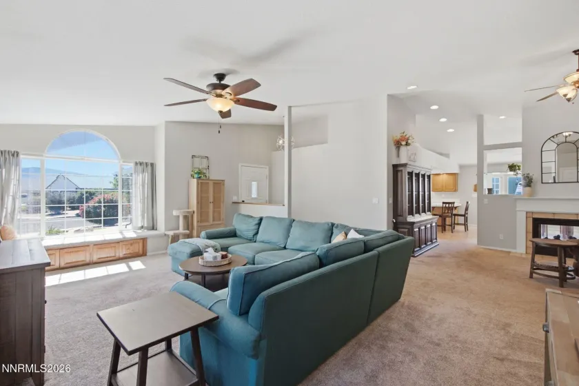 969 Red Falcon Way, Sparks, Nevada 89441, 3 Bedrooms Bedrooms, ,4 BathroomsBathrooms,Residential,Residential,Red Falcon Way,0,260009840