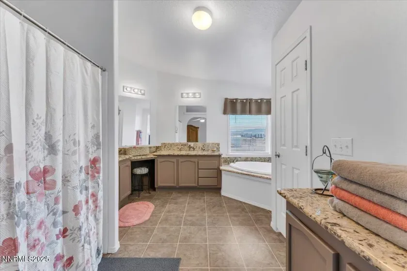 10815 Iroquois, Stagecoach, Nevada 89429, 4 Bedrooms Bedrooms, ,2 BathroomsBathrooms,Residential,Residential,Iroquois,0,260009841