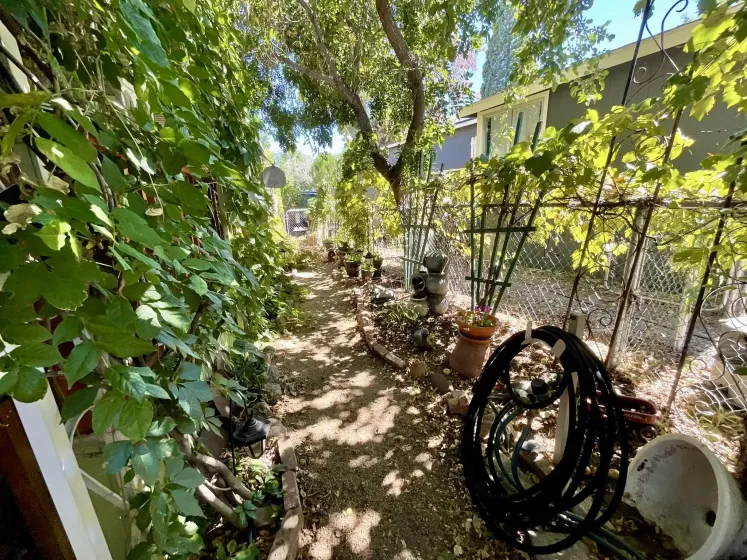 114 Lucky Lane, Reno, Nevada 89502, 3 Bedrooms Bedrooms, 12 Rooms Rooms,2 BathroomsBathrooms,Manufactured,Residential,Lucky,0,260009847