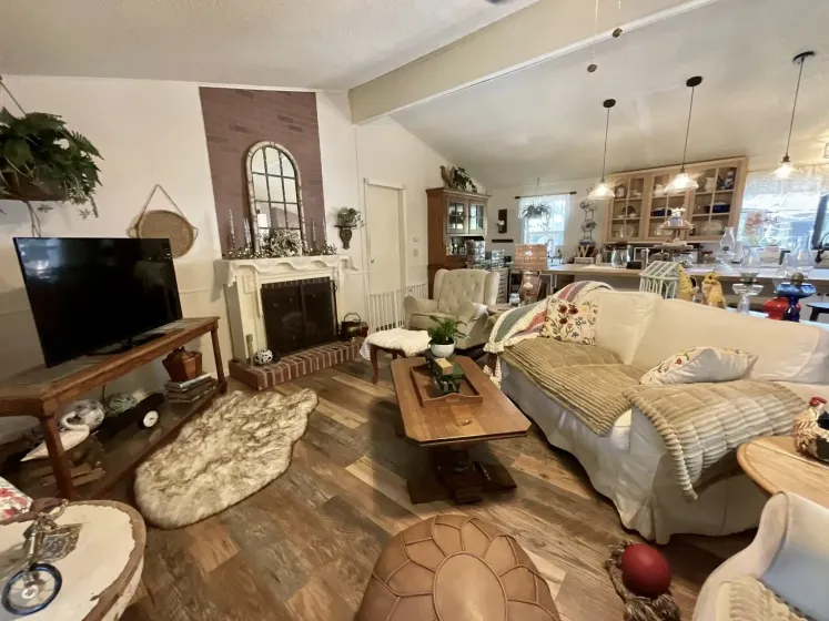 114 Lucky Lane, Reno, Nevada 89502, 3 Bedrooms Bedrooms, 12 Rooms Rooms,2 BathroomsBathrooms,Manufactured,Residential,Lucky,0,260009847