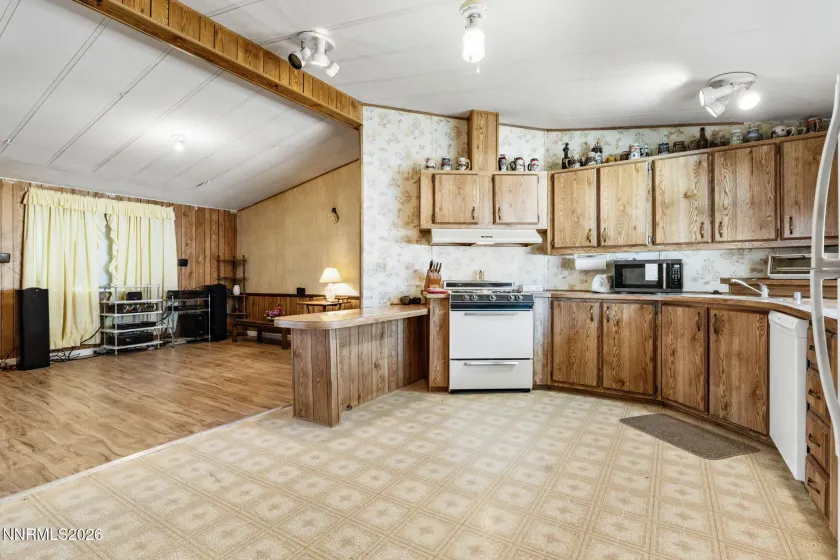 11255 Stallion Springs, Stagecoach, Nevada 89429, 3 Bedrooms Bedrooms, ,2 BathroomsBathrooms,Residential,Residential,Stallion Springs,0,260007839