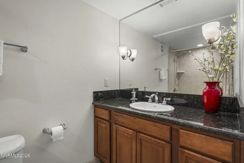 200 2nd, Reno, Nevada 89501, ,1 BathroomBathrooms,Residential,Residential,2nd,0,260009843