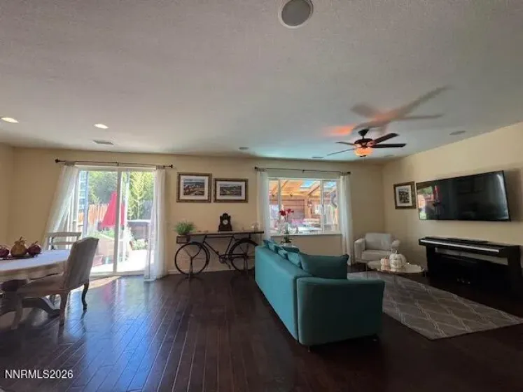 2010 Angel Ridge, Reno, Nevada 89521, 5 Bedrooms Bedrooms, ,3 BathroomsBathrooms,Residential Lease,Manufactured,Angel Ridge,0,260009844