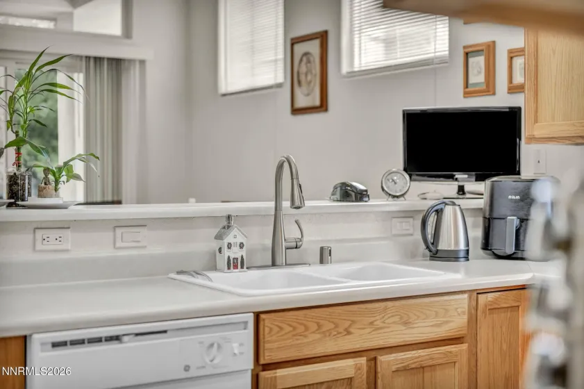 2662 Longridge, Carson City, Nevada 89706, 3 Bedrooms Bedrooms, ,2 BathroomsBathrooms,Residential,Residential,Longridge,0,260009848
