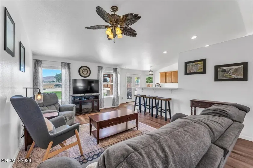 133 Shadow Mountain, Fernley, Nevada 89408, 3 Bedrooms Bedrooms, ,2 BathroomsBathrooms,Residential,Residential,Shadow Mountain,0,260009851