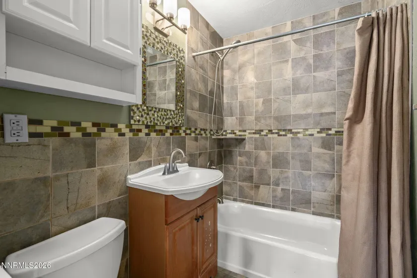 625 Grand Canyon, Reno, Nevada 89502, 3 Bedrooms Bedrooms, ,2 BathroomsBathrooms,Residential,Residential,Grand Canyon,0,260009852