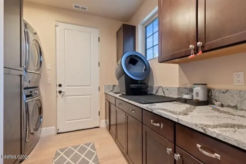 6240 Vista Montagna, Reno, Nevada 89519, 4 Bedrooms Bedrooms, ,4 BathroomsBathrooms,Residential,Residential,Vista Montagna,0,260009853