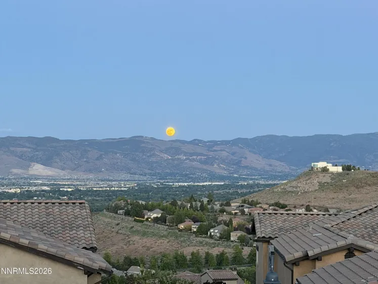 6240 Vista Montagna, Reno, Nevada 89519, 4 Bedrooms Bedrooms, ,4 BathroomsBathrooms,Residential,Residential,Vista Montagna,0,260009853