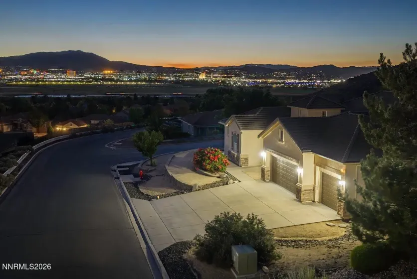 7400 Rough Rock, Reno, Nevada 89502, 4 Bedrooms Bedrooms, ,3 BathroomsBathrooms,Residential,Residential,Rough Rock,0,260009855