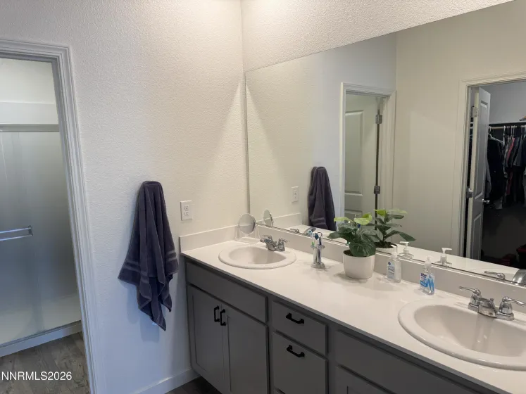 818 Karry, Fallon, Nevada 89406, 3 Bedrooms Bedrooms, ,2 BathroomsBathrooms,Residential,Residential,Karry,0,260009858