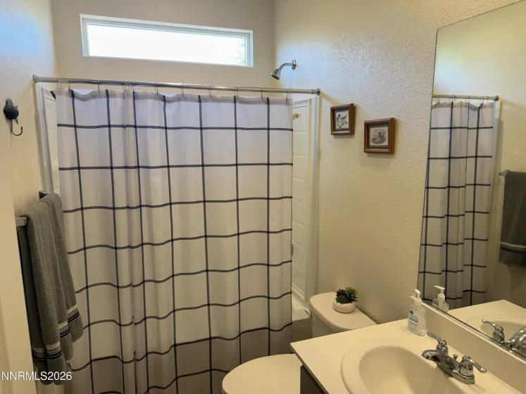 818 Karry, Fallon, Nevada 89406, 3 Bedrooms Bedrooms, ,2 BathroomsBathrooms,Residential,Residential,Karry,0,260009858