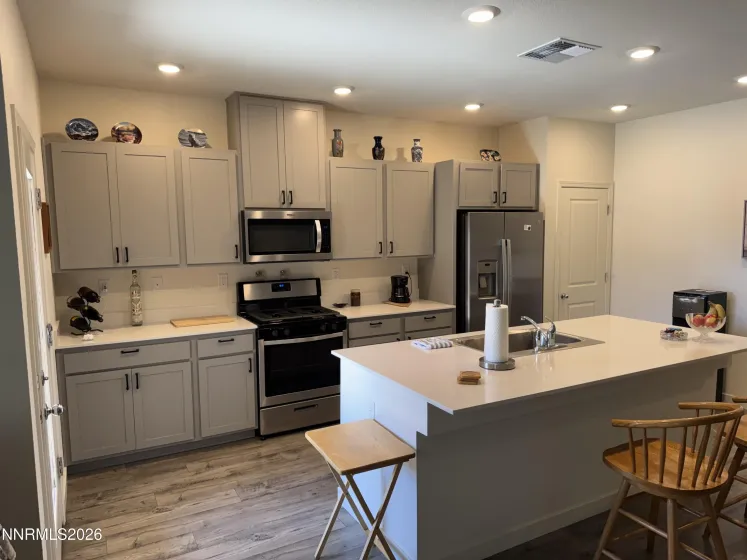 818 Karry, Fallon, Nevada 89406, 3 Bedrooms Bedrooms, ,2 BathroomsBathrooms,Residential,Residential,Karry,0,260009858