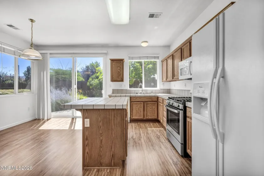 307 Torrey Pines, Dayton, Nevada 89403, 4 Bedrooms Bedrooms, ,2 BathroomsBathrooms,Residential,Residential,Torrey Pines,0,260009859