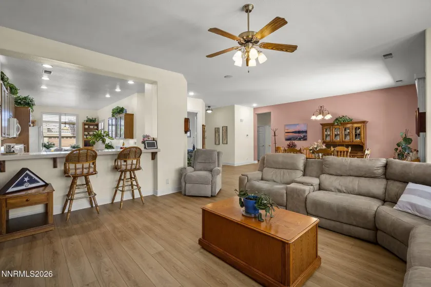 2080 Corleone, Sparks, Nevada 89434, 2 Bedrooms Bedrooms, ,2 BathroomsBathrooms,Residential,Residential,Corleone,0,260009862
