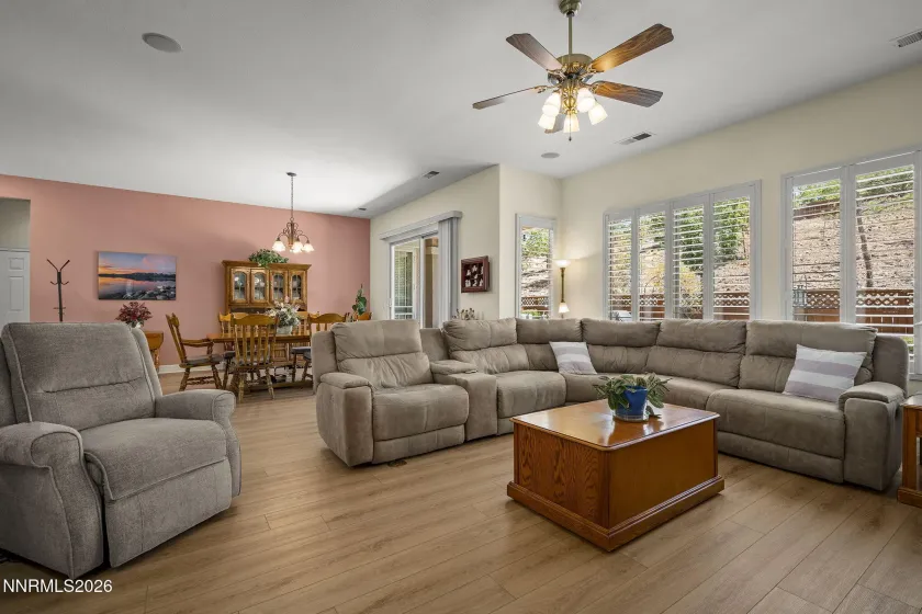 2080 Corleone, Sparks, Nevada 89434, 2 Bedrooms Bedrooms, ,2 BathroomsBathrooms,Residential,Residential,Corleone,0,260009862