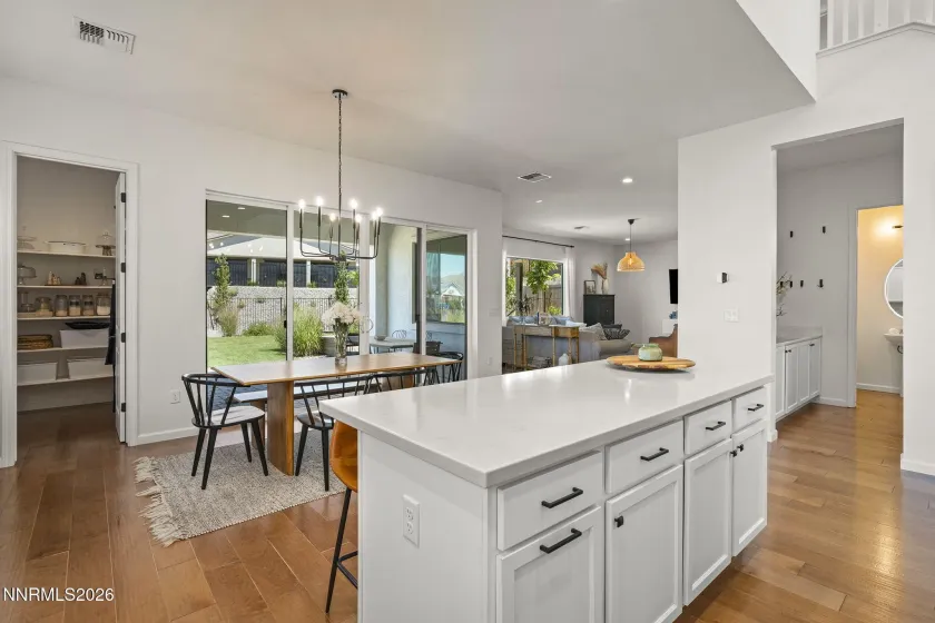 3015 Silverberry, Reno, Nevada 89521, 3 Bedrooms Bedrooms, ,3 BathroomsBathrooms,Residential,Residential,Silverberry,0,260009864