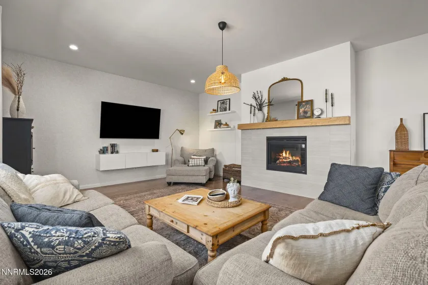 3015 Silverberry, Reno, Nevada 89521, 3 Bedrooms Bedrooms, ,3 BathroomsBathrooms,Residential,Residential,Silverberry,0,260009864