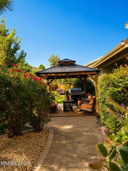 3227 Ten Mile, Sparks, Nevada 89436, 4 Bedrooms Bedrooms, ,4 BathroomsBathrooms,Residential,Residential,Ten Mile,0,260009868