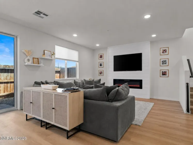 4692 Falcon Rock, Sun Valley, Nevada 89433, 3 Bedrooms Bedrooms, ,3 BathroomsBathrooms,Residential,Residential,Falcon Rock,0,260009874