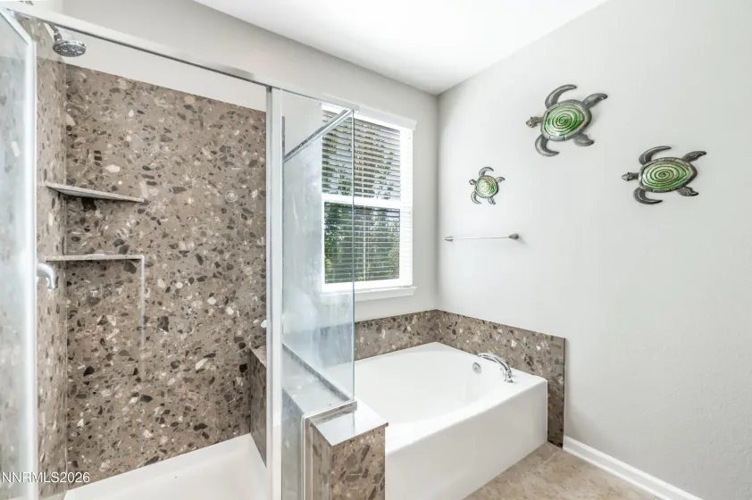 1033 Crown View, Reno, Nevada 89523, 3 Bedrooms Bedrooms, ,3 BathroomsBathrooms,Residential,Residential,Crown View,0,260009877