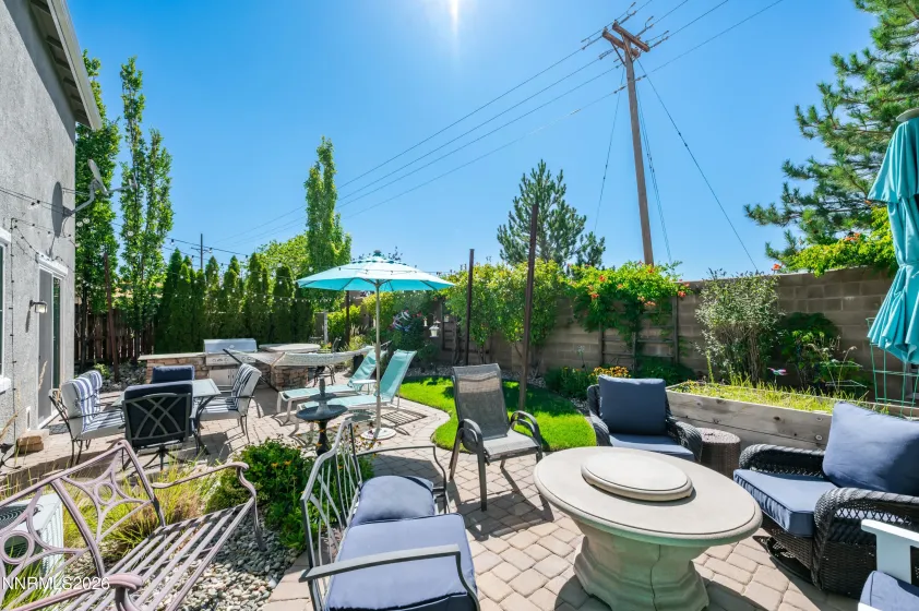 1033 Crown View, Reno, Nevada 89523, 3 Bedrooms Bedrooms, ,3 BathroomsBathrooms,Residential,Residential,Crown View,0,260009877