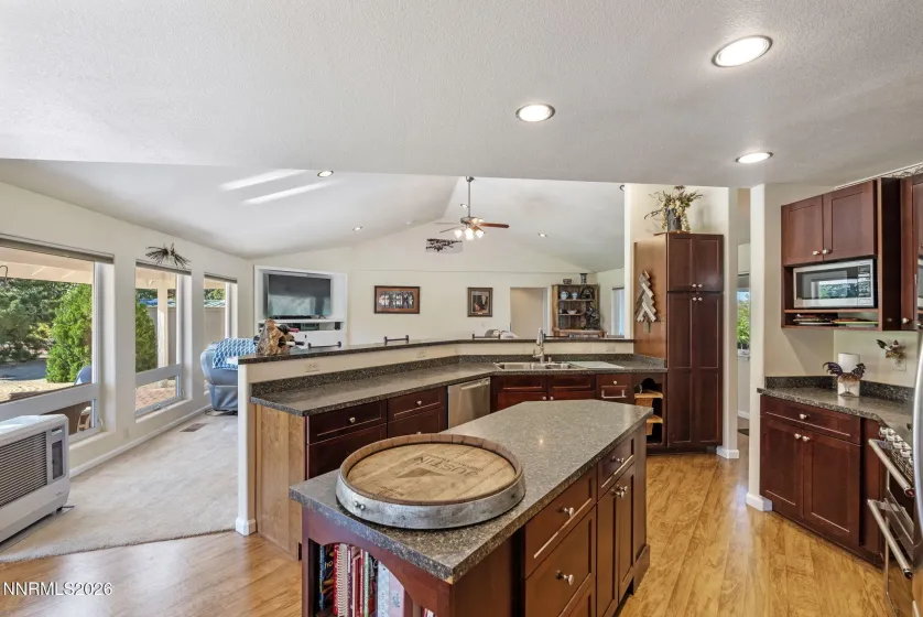 285 Kitts, Reno, Nevada 89521, 3 Bedrooms Bedrooms, ,3 BathroomsBathrooms,Residential,Residential,Kitts,0,260009878