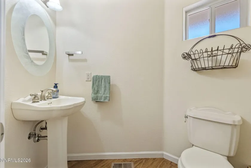 285 Kitts, Reno, Nevada 89521, 3 Bedrooms Bedrooms, ,3 BathroomsBathrooms,Residential,Residential,Kitts,0,260009878