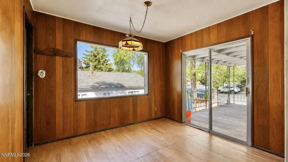 710 University, Reno, Nevada 89503, 4 Bedrooms Bedrooms, ,2 BathroomsBathrooms,Residential,Residential,University,0,260009886