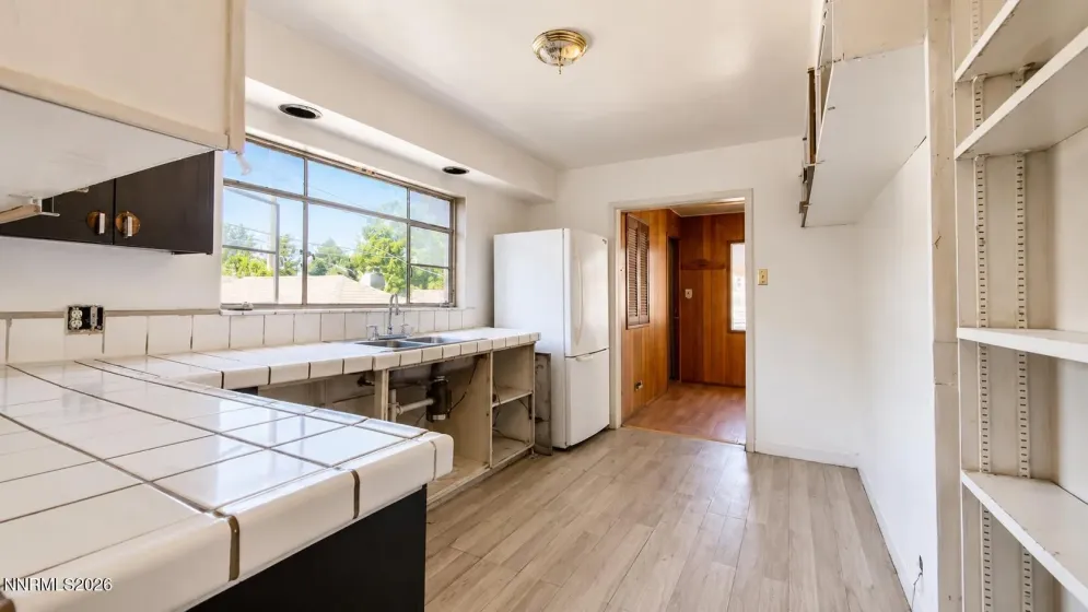710 University, Reno, Nevada 89503, 4 Bedrooms Bedrooms, ,2 BathroomsBathrooms,Residential,Residential,University,0,260009886