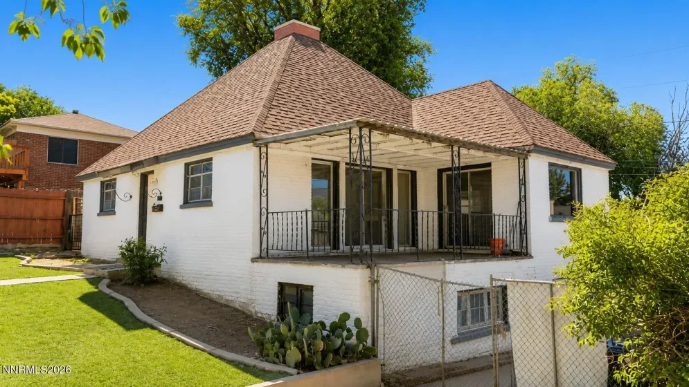 710 University, Reno, Nevada 89503, 4 Bedrooms Bedrooms, ,2 BathroomsBathrooms,Residential,Residential,University,0,260009886