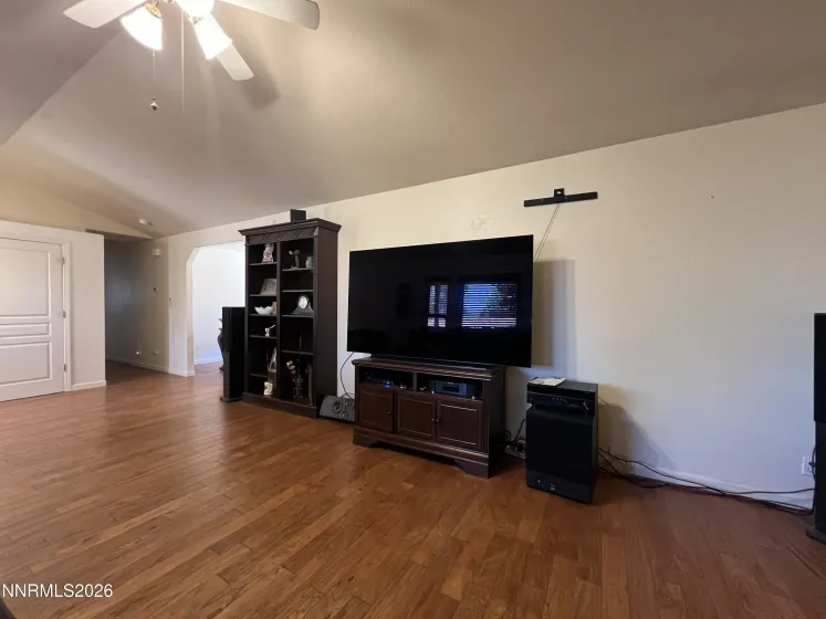 1055 Shadow, Fernley, Nevada 89408, 3 Bedrooms Bedrooms, ,2 BathroomsBathrooms,Residential,Residential,Shadow,0,260009888