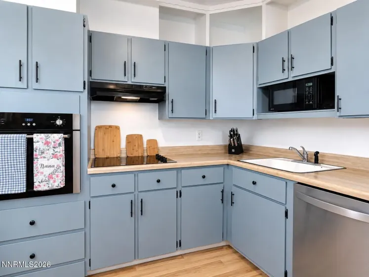 1945 4th, Sparks, Nevada 89431, 2 Bedrooms Bedrooms, ,1 BathroomBathrooms,Residential,Residential,4th,0,260009891