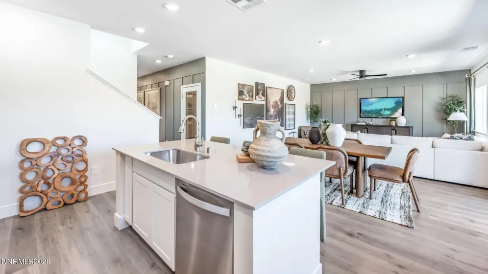 456 Radiant, Carson City, Nevada 89705, 5 Bedrooms Bedrooms, ,3 BathroomsBathrooms,Residential,Residential,Radiant,0,260009893